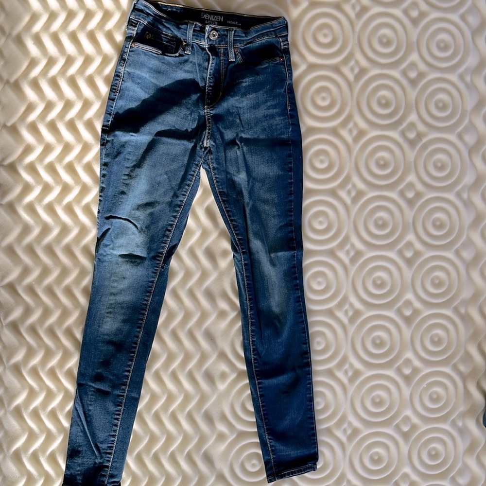 Dark Jeans